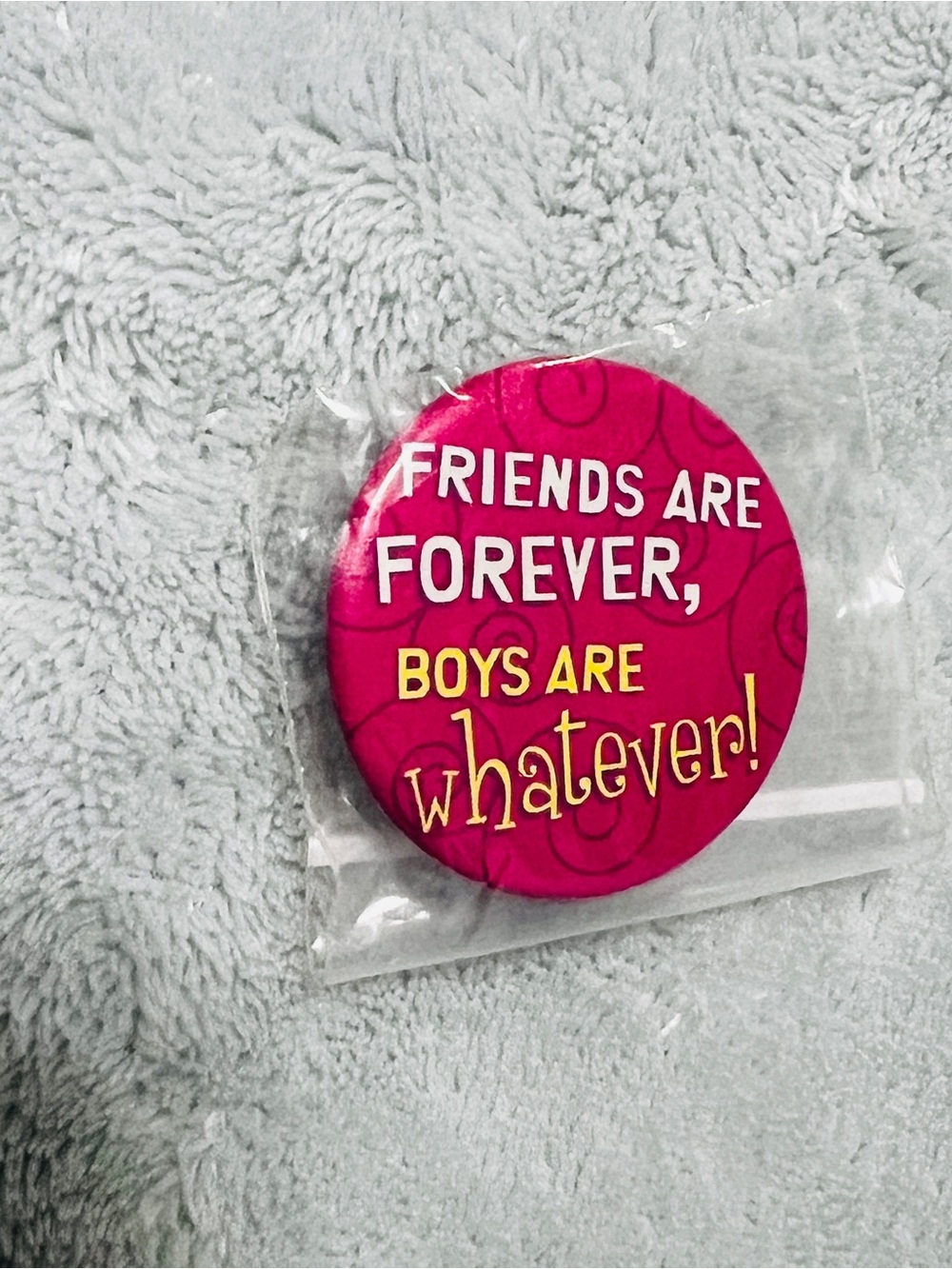 3 Friendship Pinbacks - Picture 3 of 6